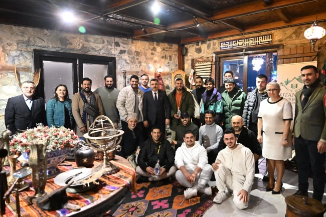 Sosyal medya fenomenleri Bursa'yı tanıtıyor