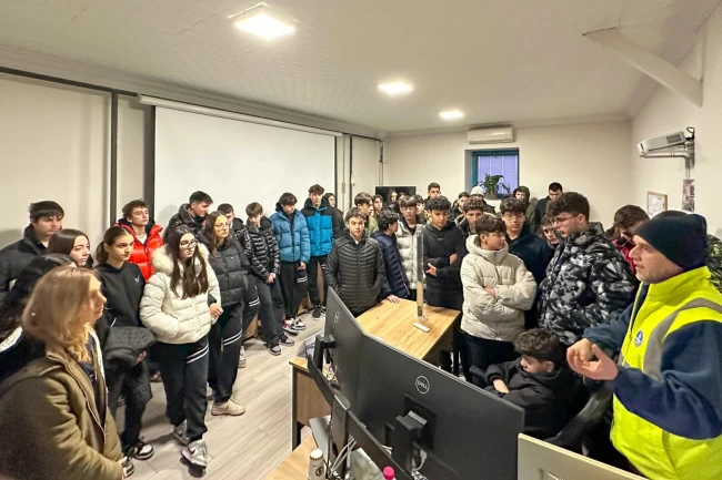 Sakarya'da liseliler suyunun yolculuğunu inceledi