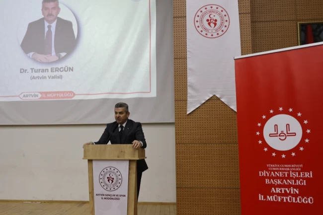 Artvin'de "Aylık Din Hizmetleri Değerlendirme Toplantısı" gerçekleştirildi