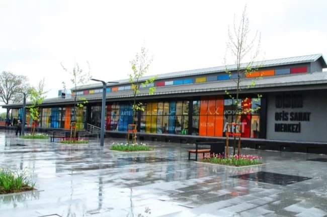 Yazar Tarık Tufan Sakarya'da kültür sanat dostlarıyla buluşuyor