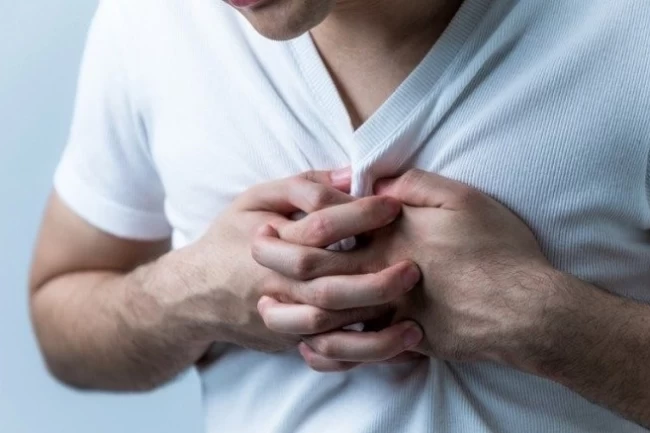 Kalp krizi görülme yaşı 30'a indi! Soğuk hava bu riski tetikliyor!