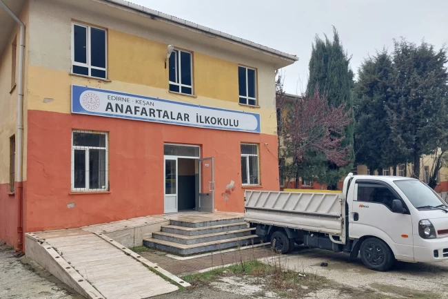 CHP'li Yazgan Keşan'daki okulları TBMM'ye taşıdı