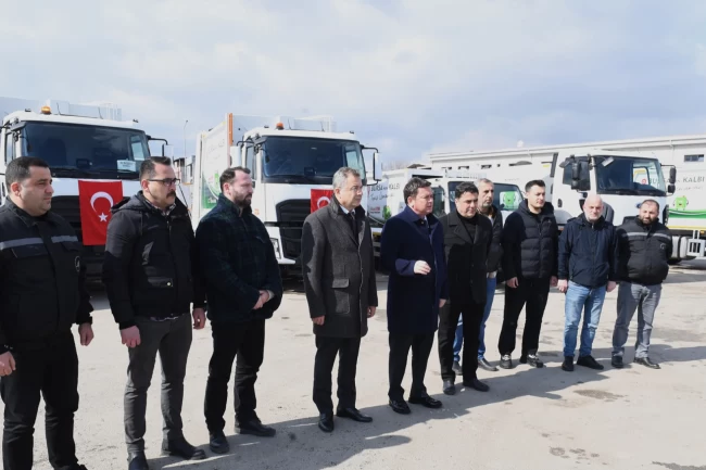 Bursa Osmangazi'nin temizlik filosuna 17 araç eklendi