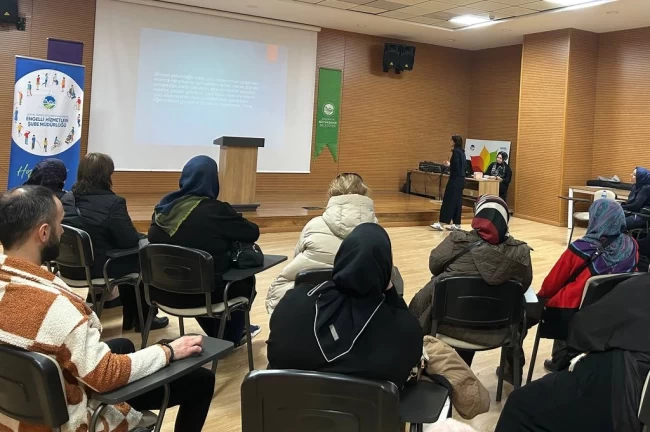 Sakarya SGM'de özel bireylerde ergenlik süreci anlatıldı