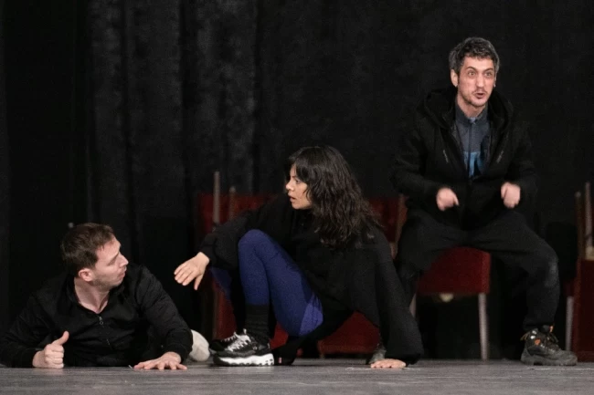 İzmir Şehir tiyatroları Ramazan ayında sahnede: Yeni oyun 1 Mart'ta çıkacak!