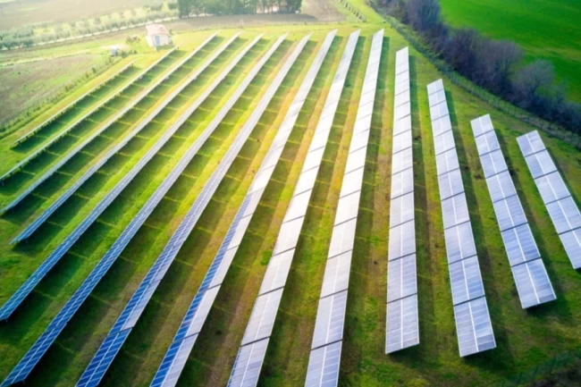 Rüzgar ve güneşte kurulu güç 33 bin MW'ı aştı!