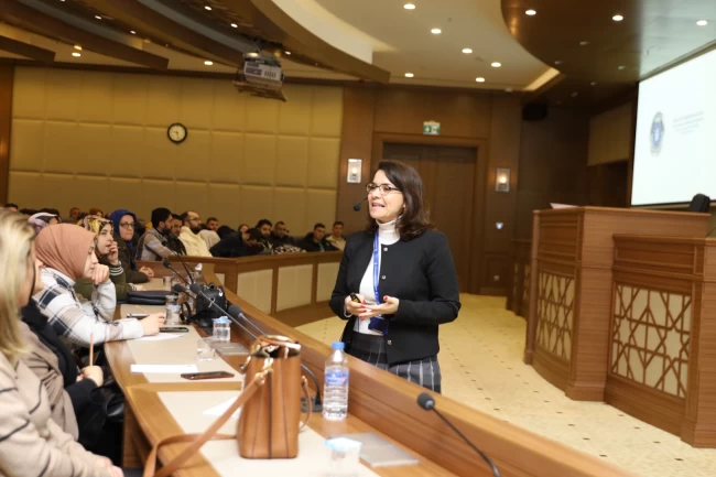 Bursa Büyükşehir Belediyesi'nde çalışanlara oryantasyon eğitimi