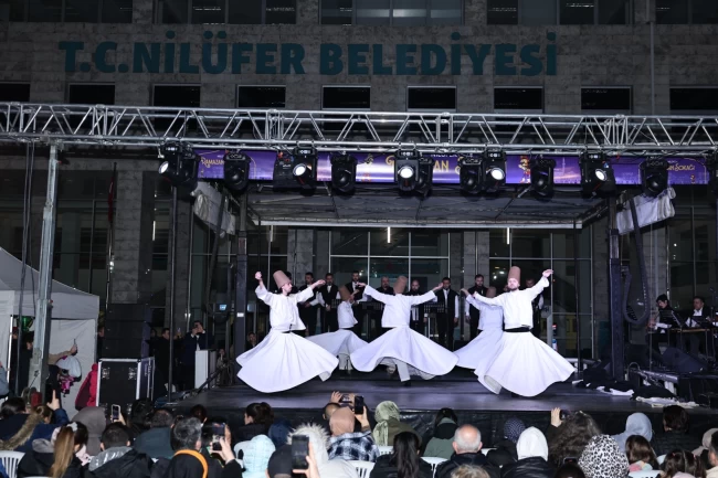 Bursa'da 'Nilüfer Ramazan Sokağı'na yoğun ilgi