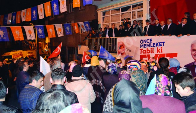 SON MİTİNGDE TAM KADRO..