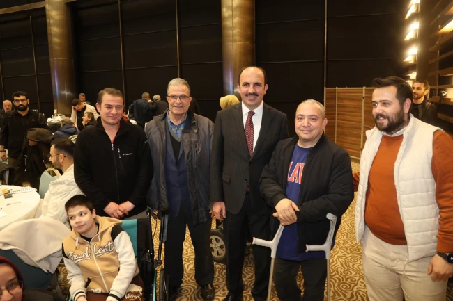 Konya'da özel gereksinimli bireyler aynı sofrada