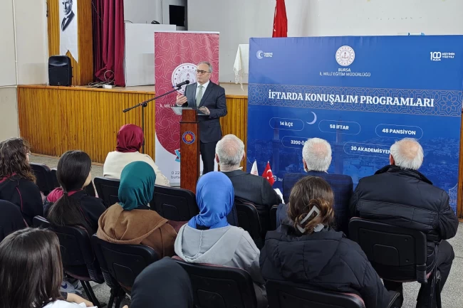 Bursa Milli Eğitim'den ilk buluşma Kız Lisesi'nde gerçekleşti