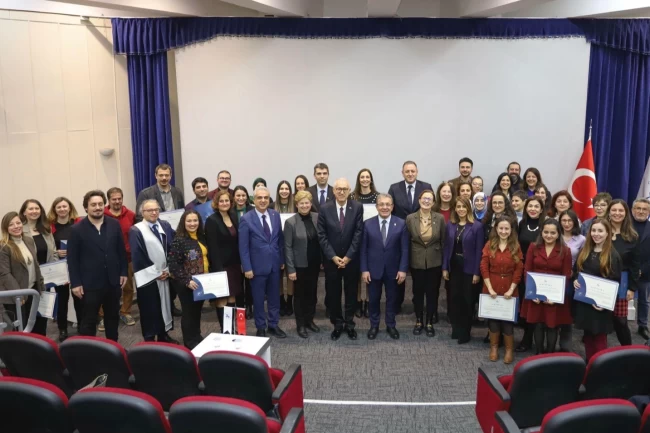 DEÜ'de ‘Öğretim Yetkinliklerini Geliştirme Programı' tamamlandı
