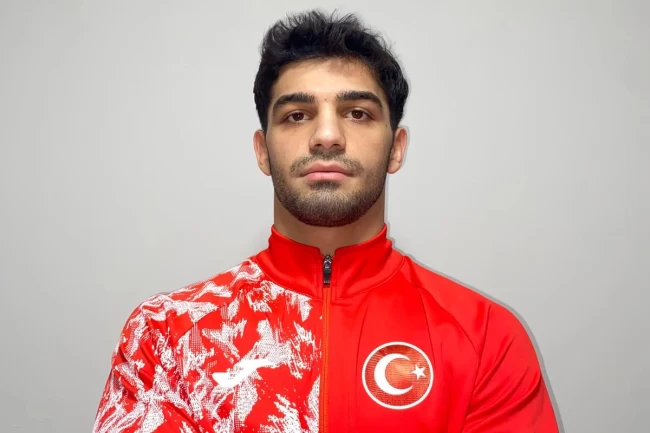 Sakaryalı güreşçi Avrupa'ya Türk damgası vuracak
