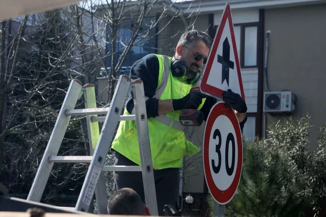 Sakarya Büyükşehir'den sorunlara yerinde çözüm: Kentsel Bakım Onarım!