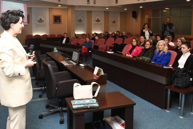 Bursa Osmangazi'de kadınlara özel sağlıklı yaşam semineri