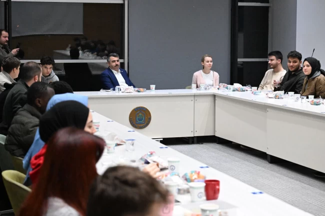 Başkan Yılmaz: ''Gençlerimizin enerjisi motivasyonumuzu artıyor''