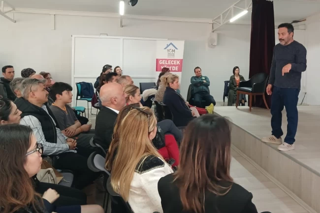 Ahmet Şerif İzgören, Güzelbahçe'de 'Hayata Değer Kattı'