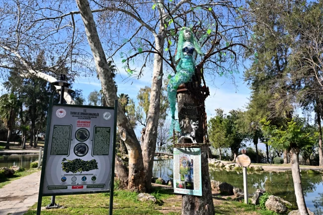 Muratpaşa'da atıklardan sanata... Puşkin'in şiiri heykele dönüştü