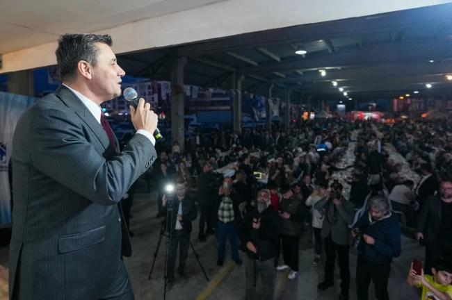 Manisa'da Başkan Zeyrek Muradiye'de