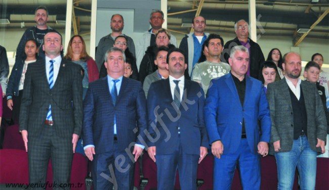 OKULLAR ARASI VOLEYBOL GENÇ B TÜRKİYE ŞAMPİYONASI TÖRENLE BAŞLADI..