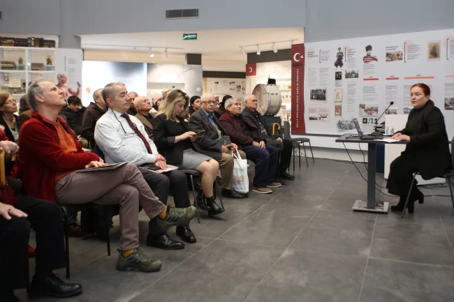 Bursa'da Çanakkale Zaferi'nin tarihe etkileri ele alındı