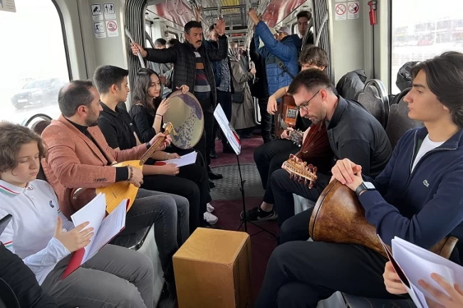 Kayseri metrosunda 'Çanakkale' ruhu canlandı