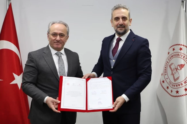 Bursa'da okul dışı öğrenme ortamları tiyatro ile güçleniyor