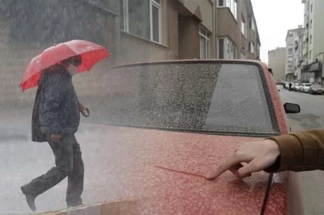 Meteoroloji'den uyarı! İç ve batı kesimlerde toz taşınımına dikkat!