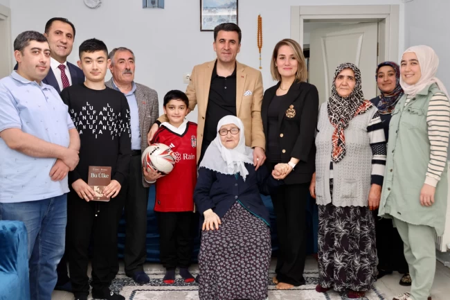 Dört kuşak tek sofrada: Aile Yılı'nda anlamlı buluşma