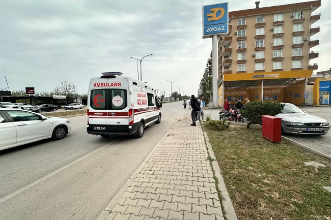 Antalya Kumluca'da trafik kazası: 2 yaralı