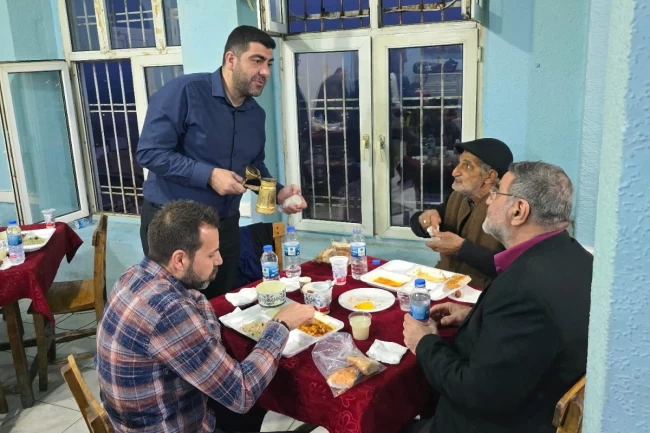 Mardinli başkandan önce iftar sonra mırra