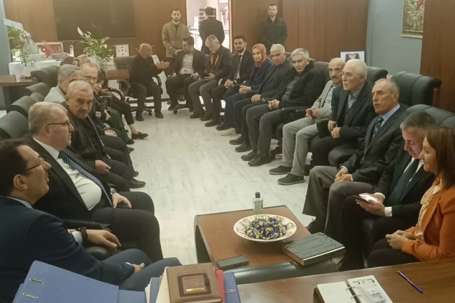 AK Parti Genel Merkezden Zekiye Tekin'e ziyaret