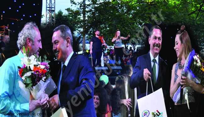 NERAY VE TURKUAZ ÇOŞTURDU..