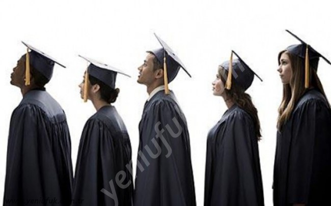 ÖĞRENCİ SAYISI ARTTI AKADEMİSYEN SAYISI AZALDI