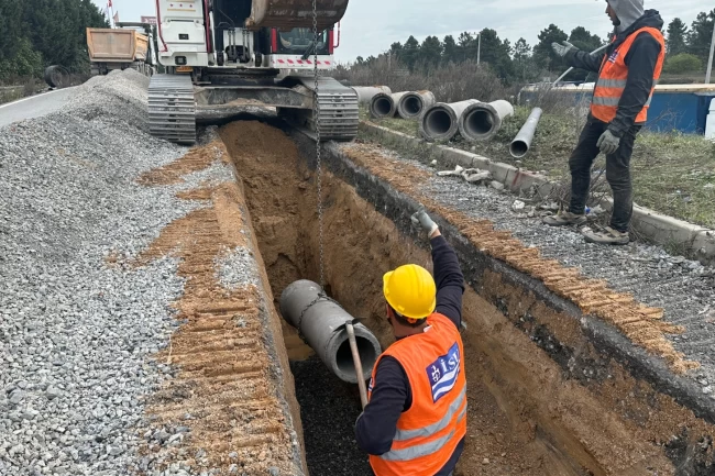 İSU, Çayırova Şekerpınar'da yeni altyapı hatları yapıyor