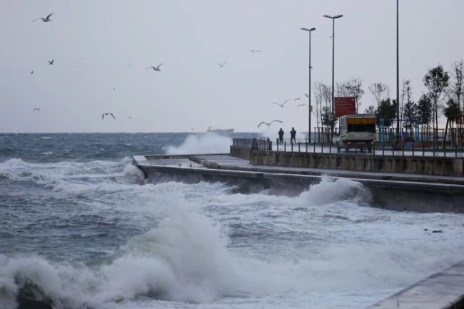 Soğuk ve yağışlı hava hakim olacak