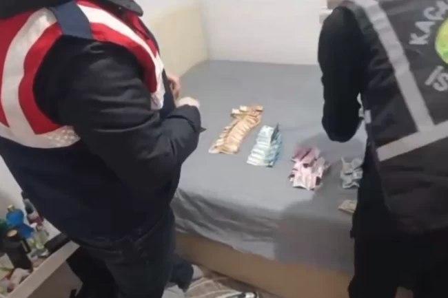 Kapıkule'de dev rüşvet operasyonu: 33 gümrük memuru gözaltında!