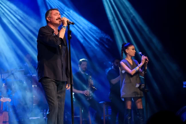 Hakan Altun'dan duygusal performans