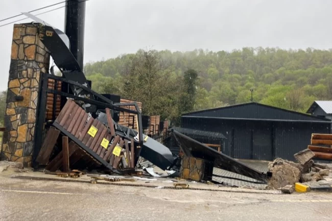 İstanbul Büyükşehir Şile'deki kaçak yapıları yıktı