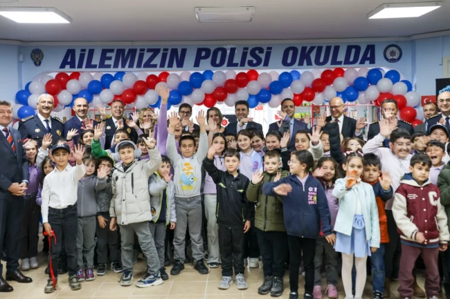 "Ailemizin Polisi Okulda" projesi kapsamında kütüphane açıldı