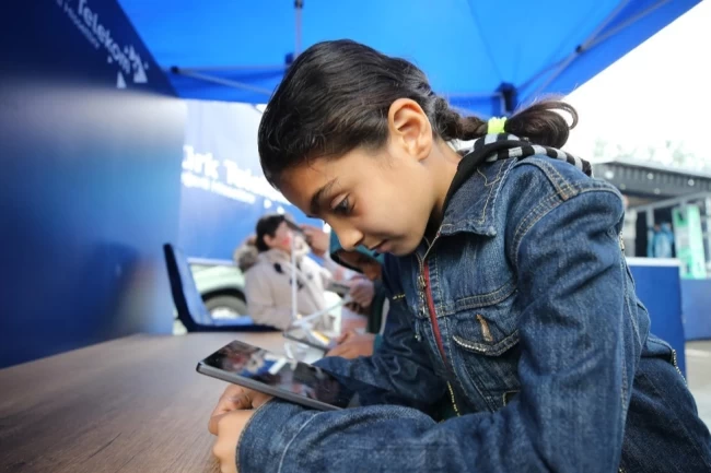 Aile'den 2 bin 545 zararlı içeriğe müdahale!