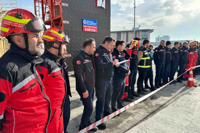 Kocaeli Büyükşehir İtfaiyesi'nden eğitim