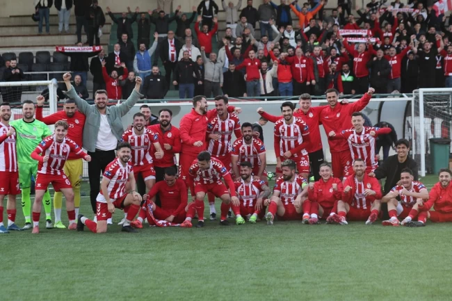 Gemlikspor Playoff'a lider başladı