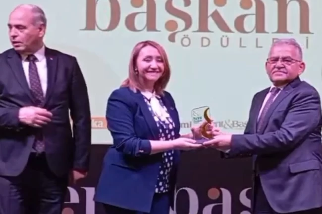 Bilecik Pazaryeri Belediyesi'nin başarısı ulusal ölçekte taçlandırıldı!