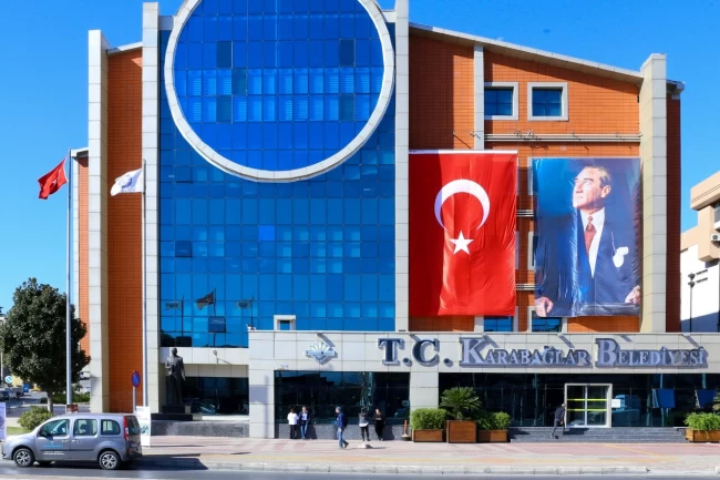 İzmir Karabağlar'da uluslararası adım