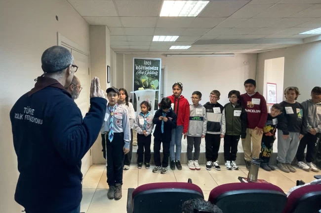 İzmir Çiğli'de izciliğe adım adım