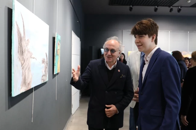 Yusuf Emir Sudan'ın İlk Resim Sergisi Nikomedya'da!