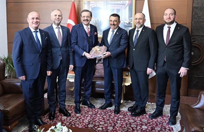 TOBB Başkanı Hisacıklıoğlu’na fahri doktora ünvanı verildi