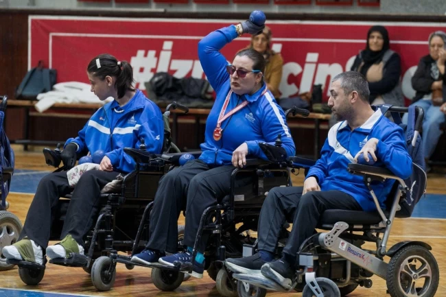 Kırık ayağıyla azmin zaferi! Sinem Gökten'den bronz madalya