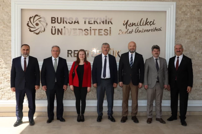 Bursa'da üniversitelilere yurtdışı eğitim sunumu